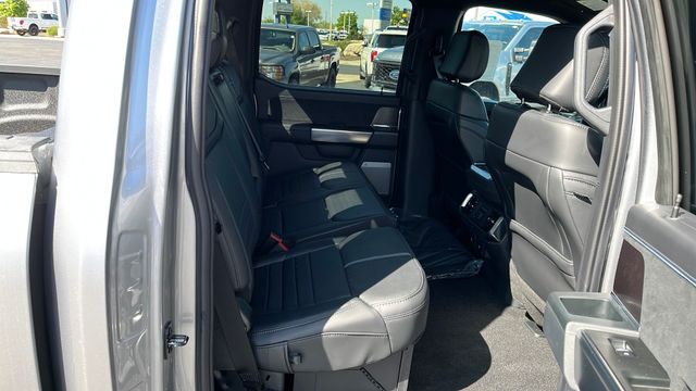 2025 Ford F-150 Platinum - Photo 39