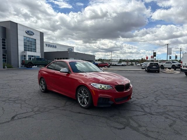 2015 BMW 2 Series M235i xDrive Coupe's photo