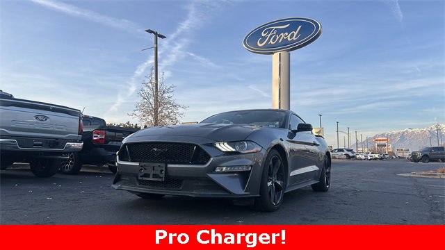 2022 Ford Mustang GT Premium's photo