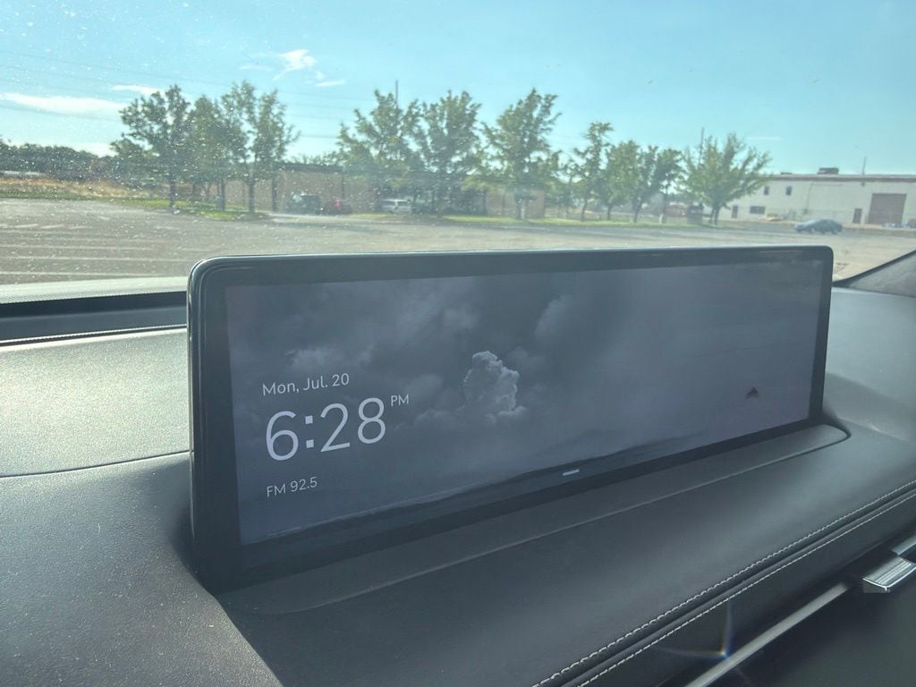 2025 GENESIS GV70 Sport - Photo 17