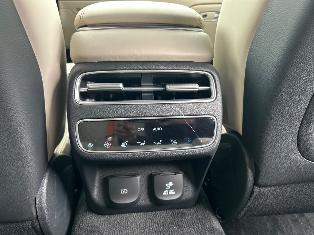 2026 GENESIS GV70 Sport Prestige - Photo 30