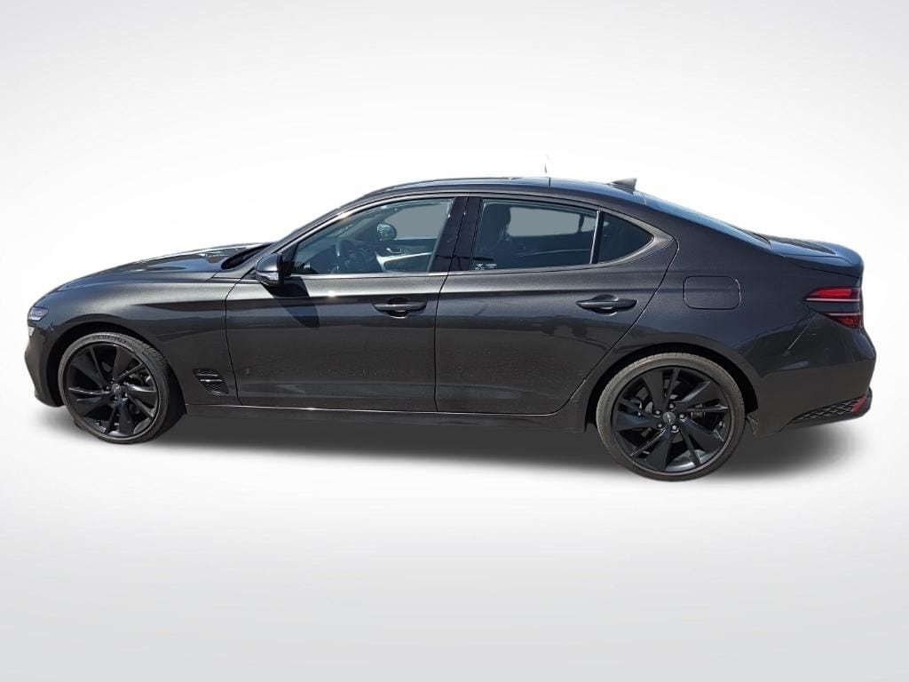 2023 GENESIS G70 Standard - Photo 8