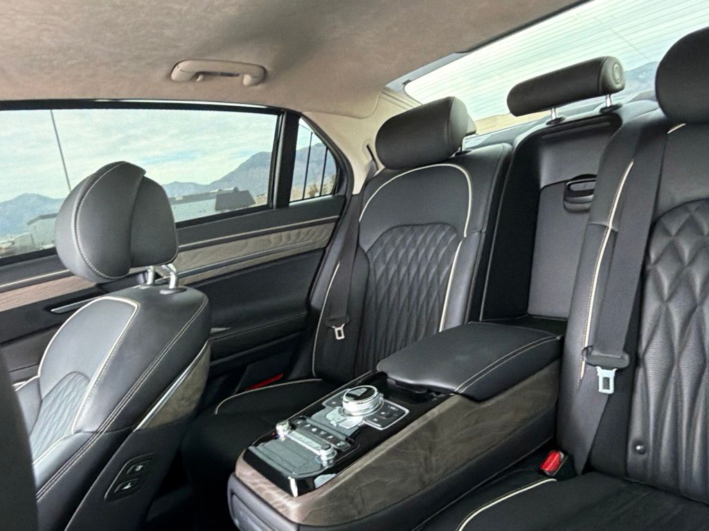 2021 GENESIS G90 Premium - Photo 31