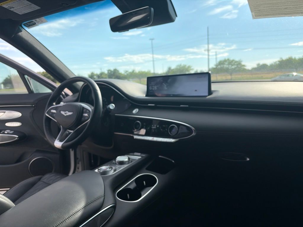 2025 GENESIS GV70 Sport - Photo 24