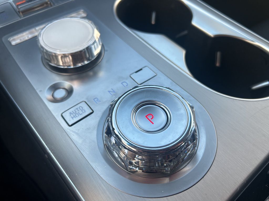 2026 GENESIS GV70 Select - Photo 21