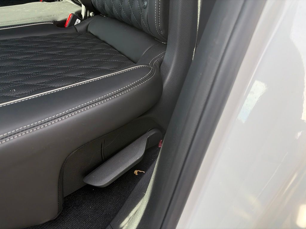 2025 GENESIS GV70 Sport - Photo 27