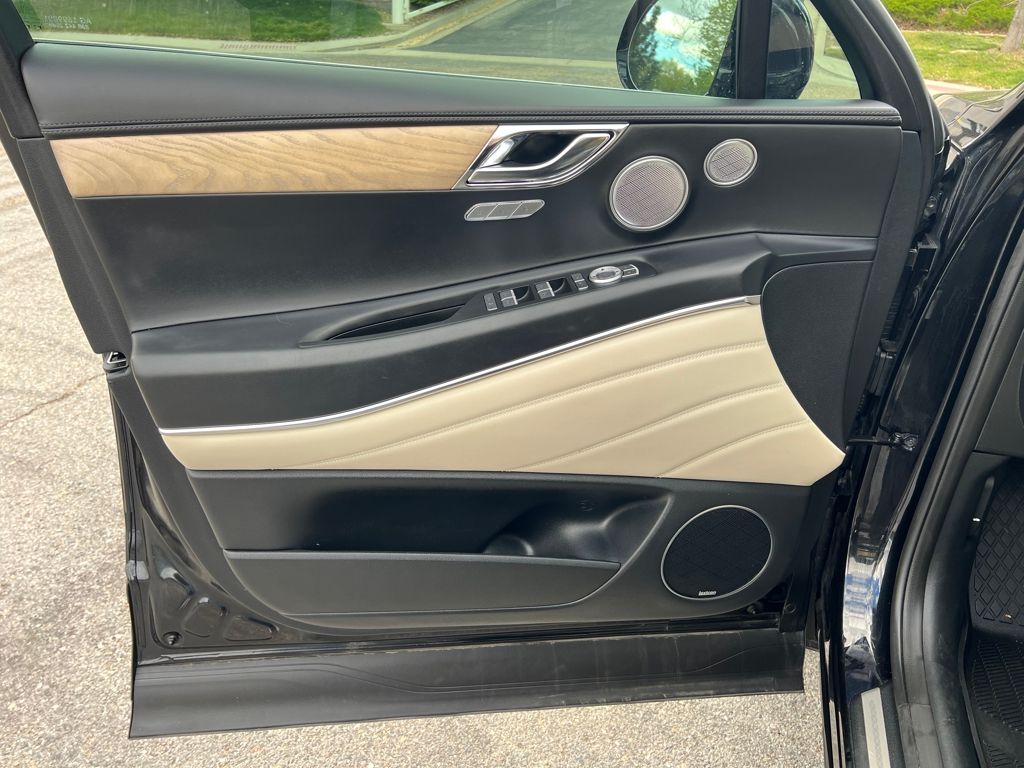 2024 GENESIS GV80 Standard - Photo 10