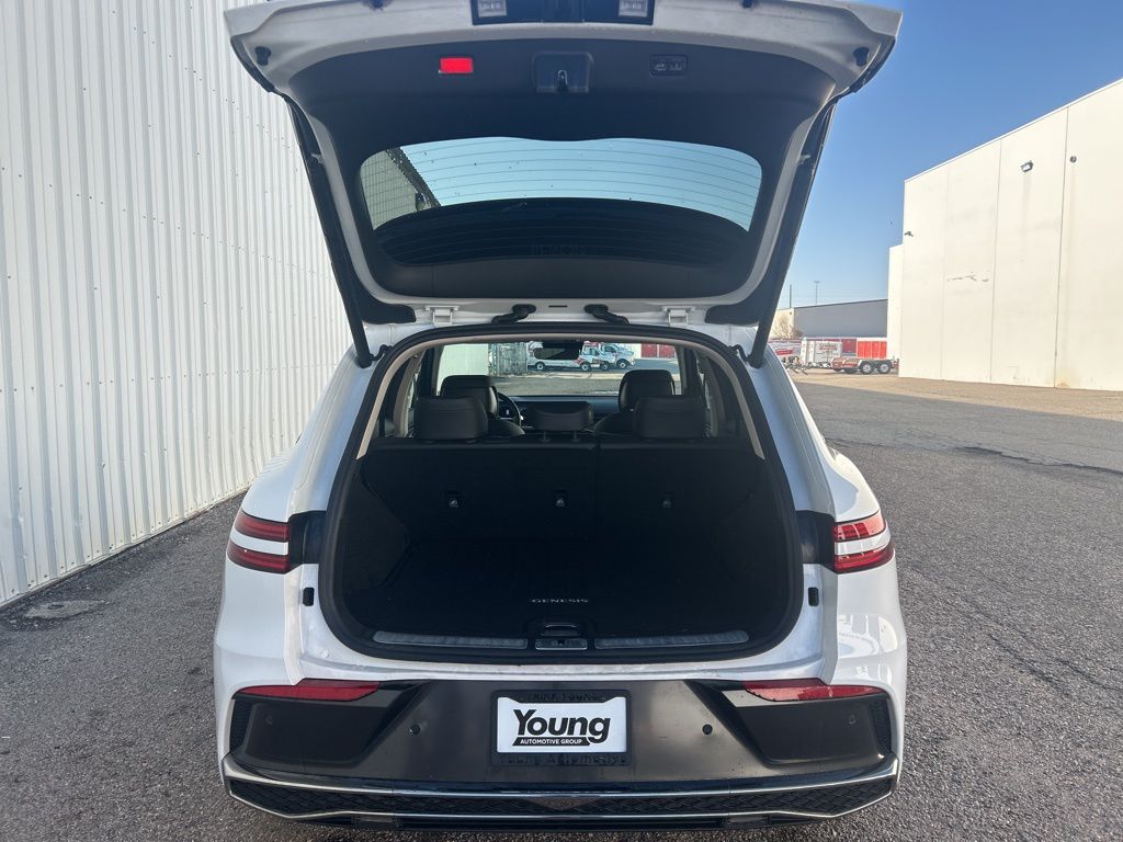 2026 GENESIS GV70 Select - Photo 33