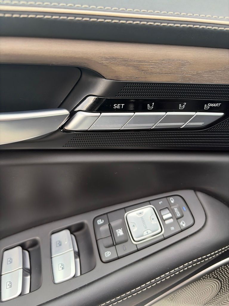 2021 GENESIS G90 Premium - Photo 11