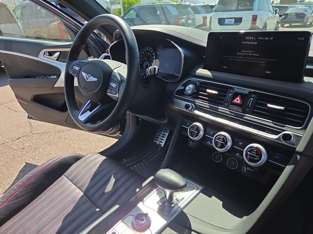 2023 GENESIS G70 Standard - Photo 33