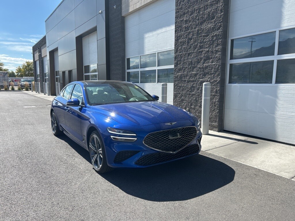 2025 Genesis G70 2.5T photo 3