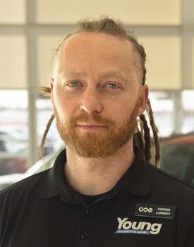 Staff member PARKER LAMBERT from ID_5912e21365d6