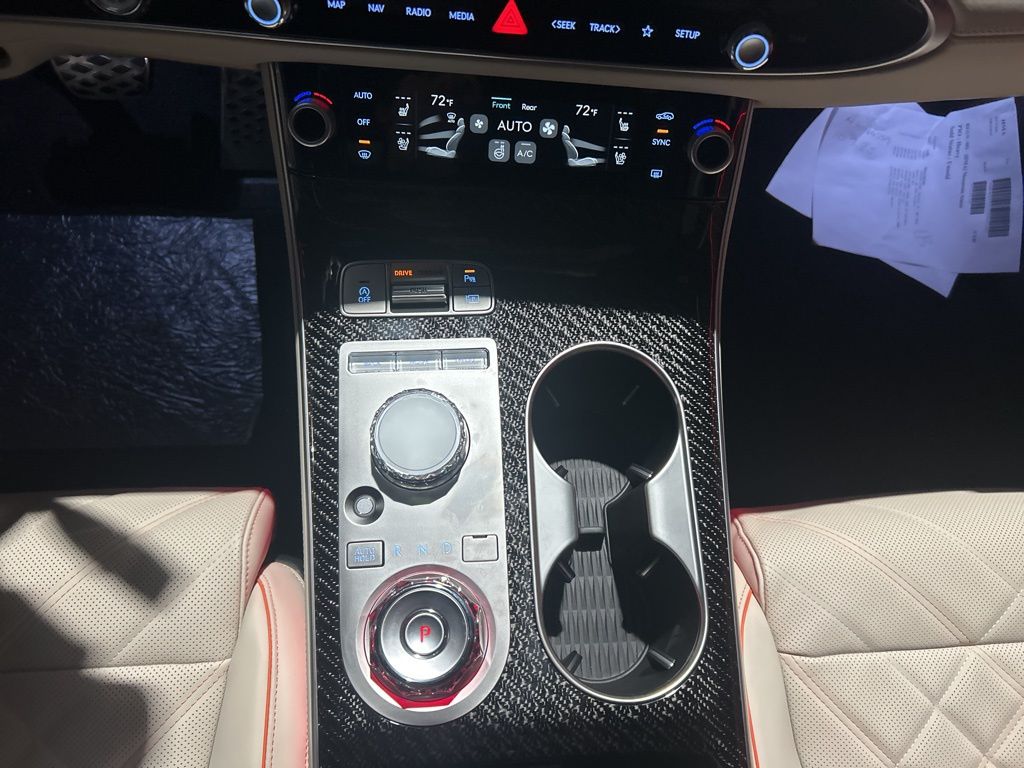 2026 GENESIS GV70 Sport Prestige - Photo 20