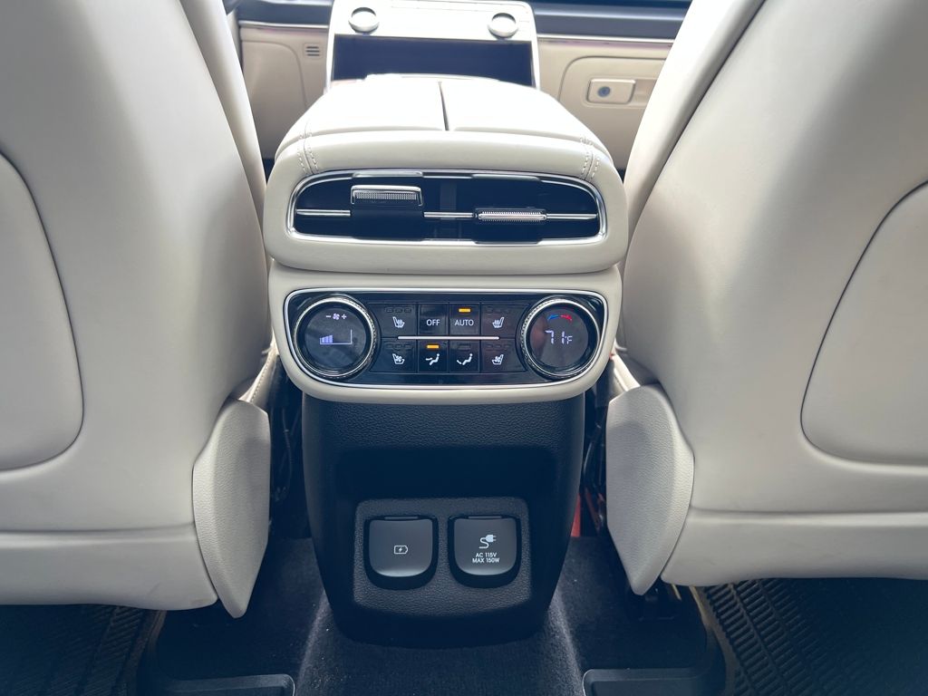2024 GENESIS GV80 Standard - Photo 29
