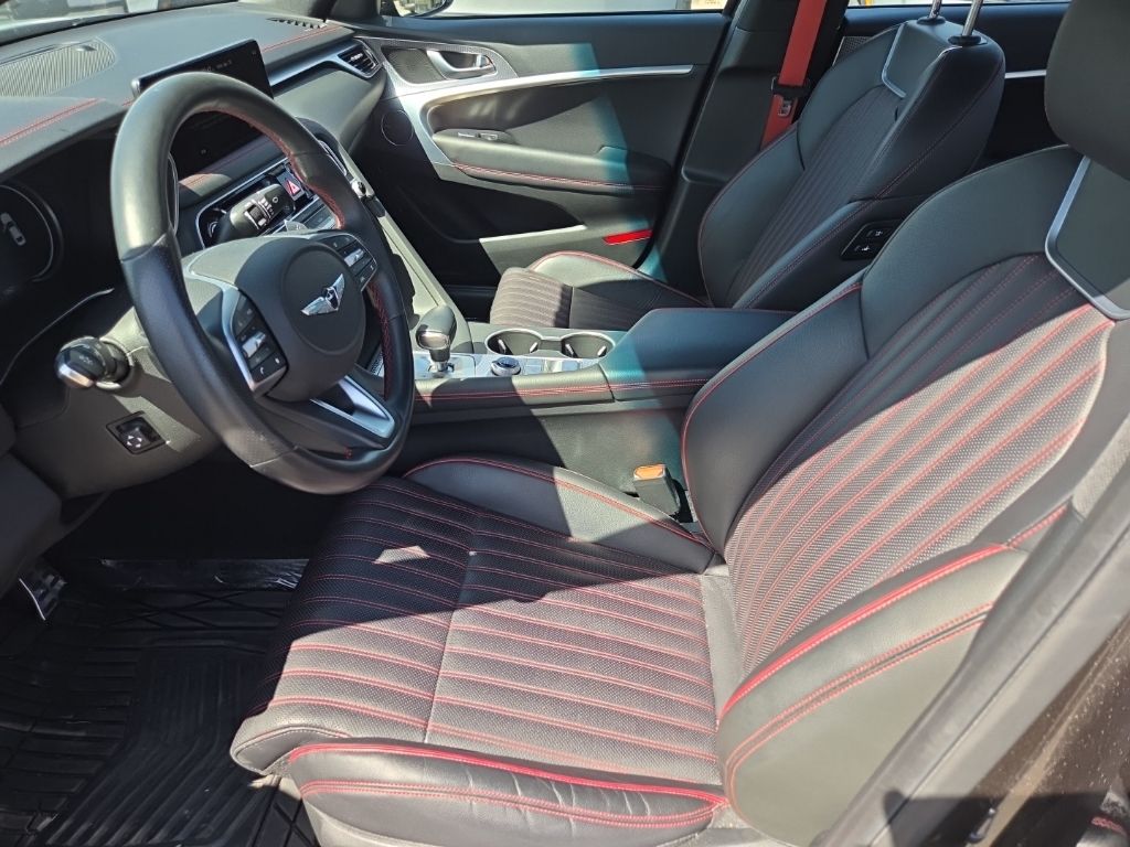 2023 GENESIS G70 Standard - Photo 19