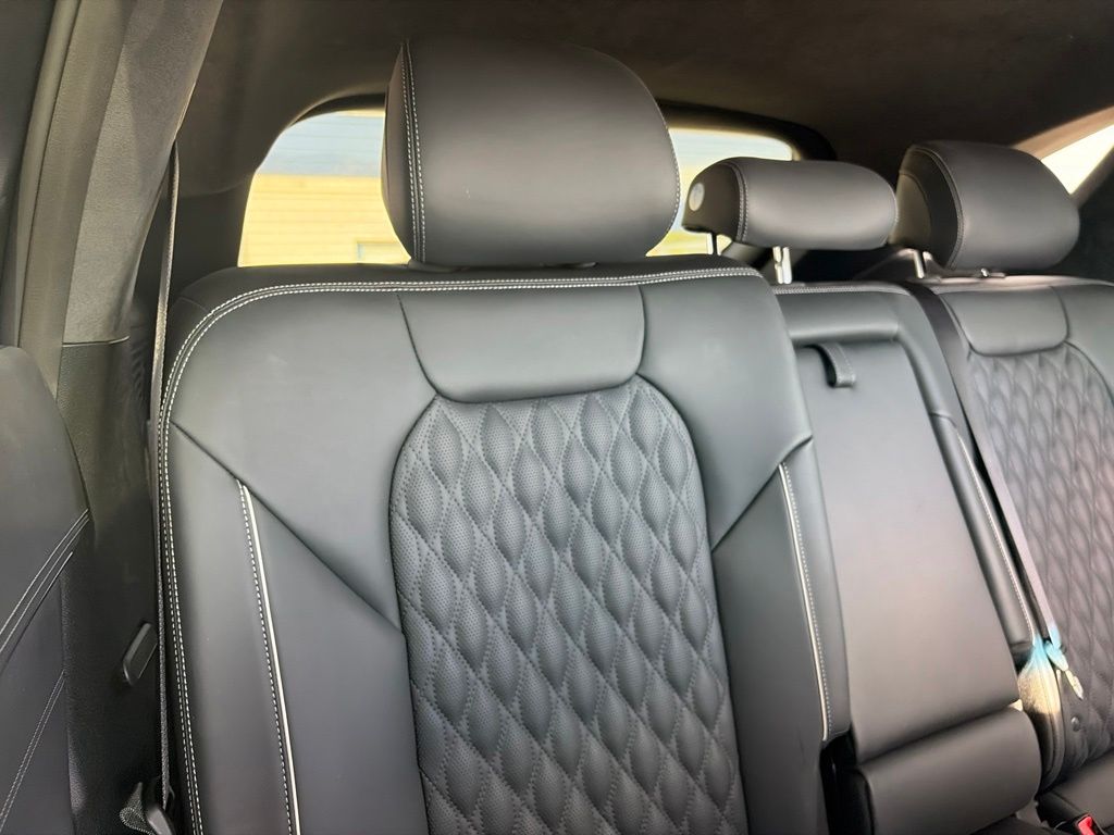 2025 GENESIS GV70 Sport - Photo 32