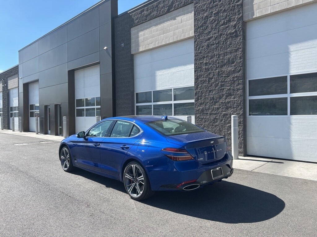 2025 Genesis G70 2.5T photo 2