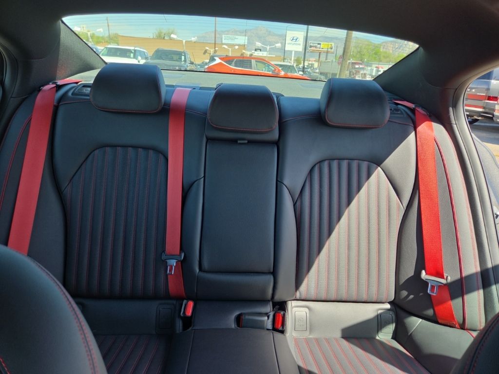 2023 GENESIS G70 Standard - Photo 34