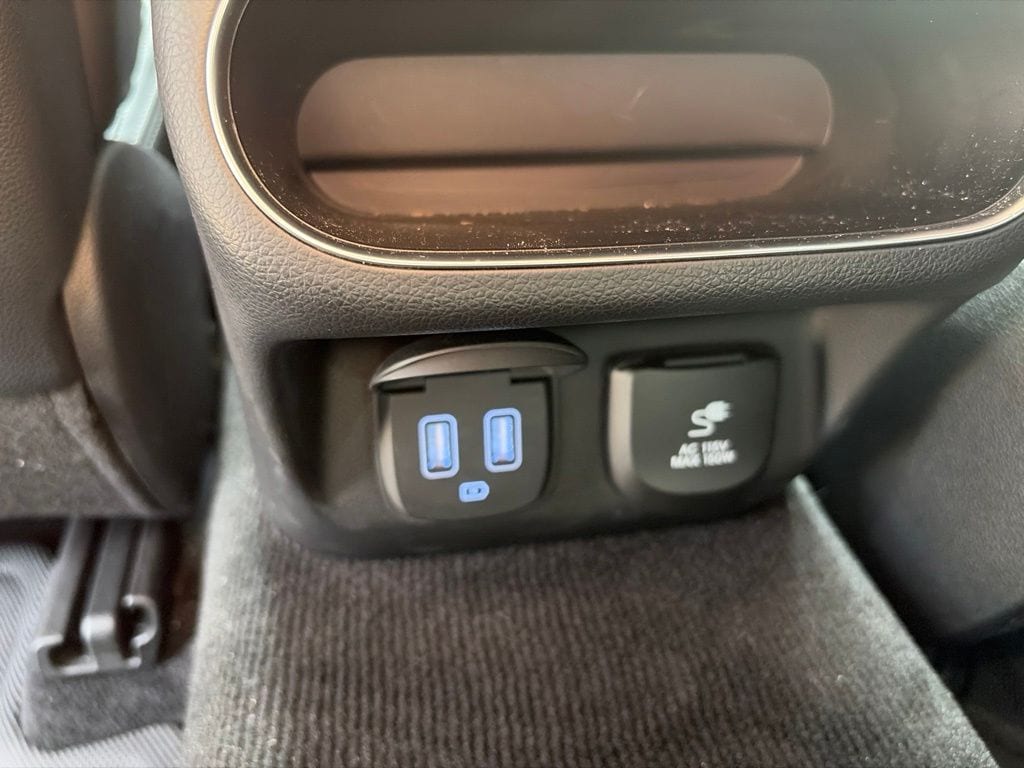 2025 GENESIS GV70 Sport - Photo 28