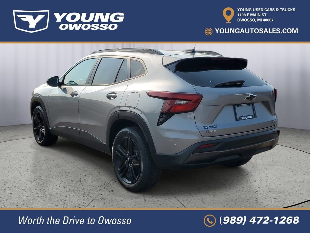 Used 2025 Chevrolet Trax Activ SUV