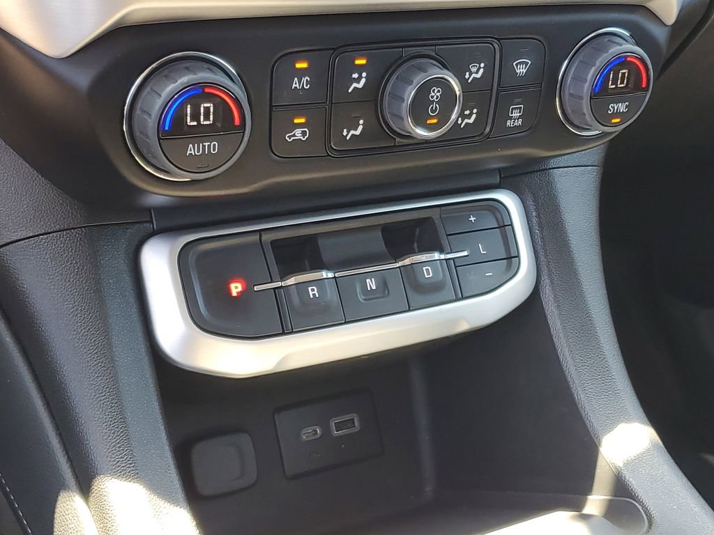 2023 GMC Acadia SLE - Photo 19