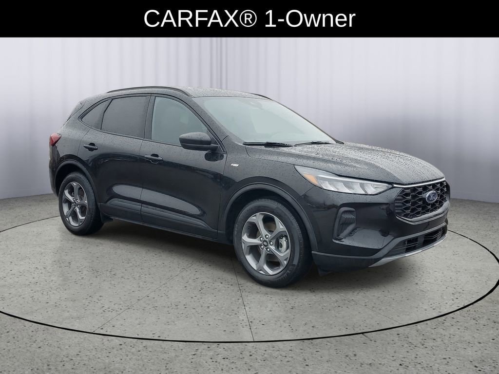 Used 2025 Ford Escape ST-Line