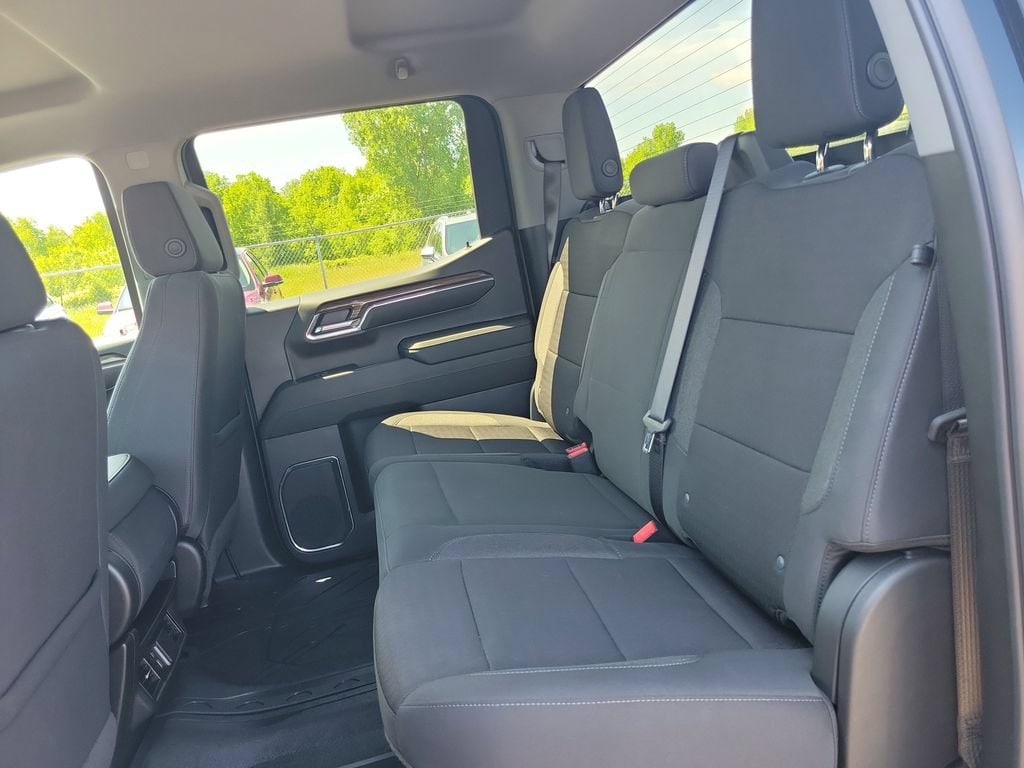 2024 Chevrolet Silverado 1500 LT - Photo 28