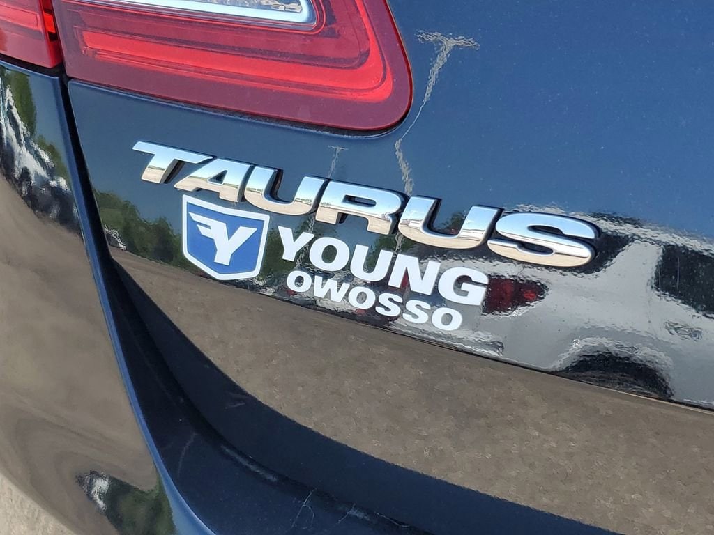 2016 Ford Taurus SEL - Photo 27