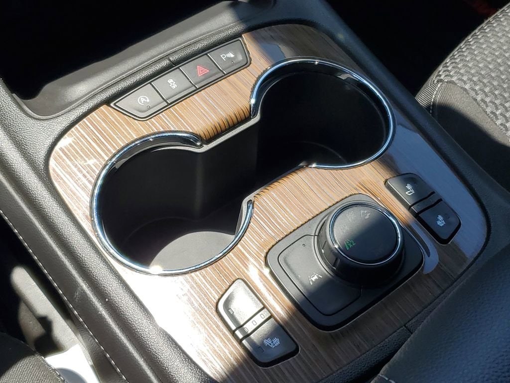 2023 GMC Acadia SLE - Photo 20