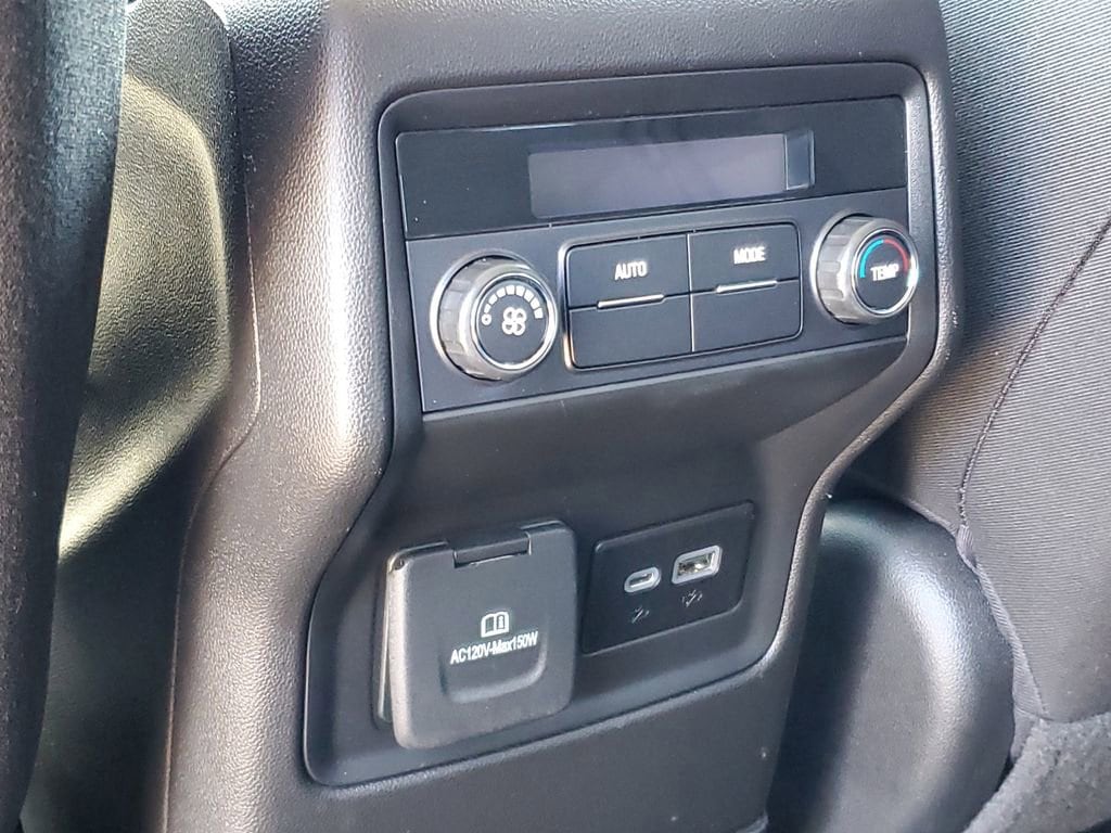 2023 GMC Acadia SLE - Photo 29