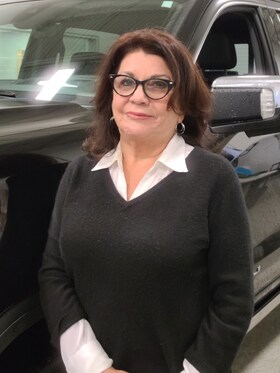 Staff member Jamie Luchenbill from ID_8635066b458a