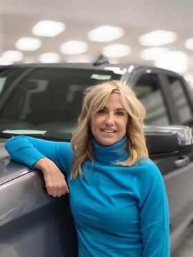 Staff member Sue Welte from ID_9d2b565092e9