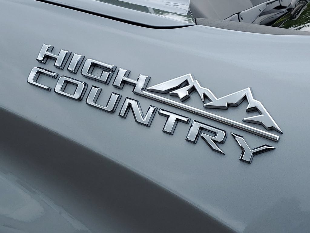 2025 Chevrolet Silverado 1500 High Country - Photo 37