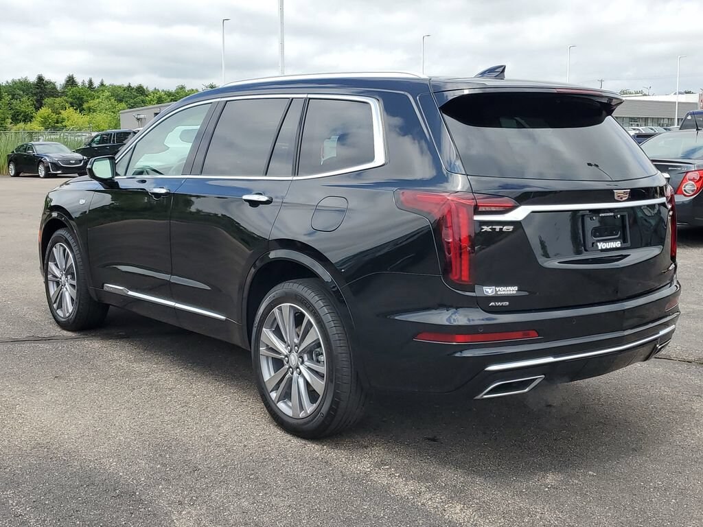 Used 2025 CADILLAC XT6 Premium Luxury SUV