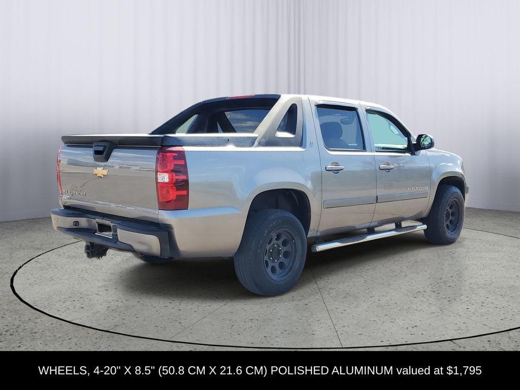 Used 2007 Chevrolet Avalanche LT w/1LT Truck