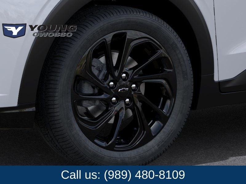 2027 Chevrolet Bolt RS - Photo 9