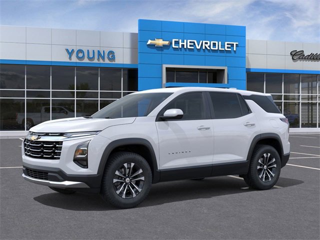 2026 Chevrolet Equinox LT photo 2