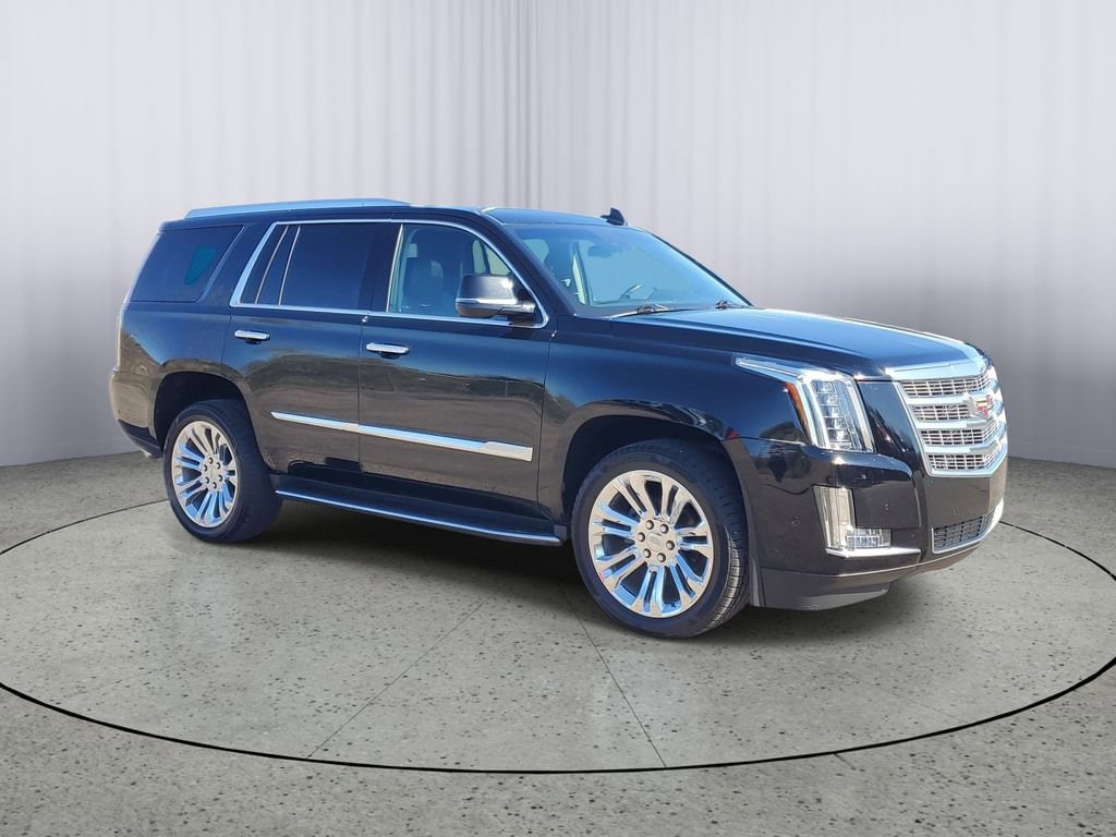 Used 2018 CADILLAC Escalade Luxury SUV