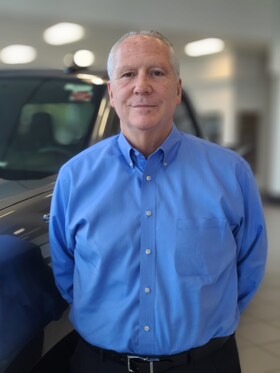 Staff member Mark Baker from ID_8635066b458a