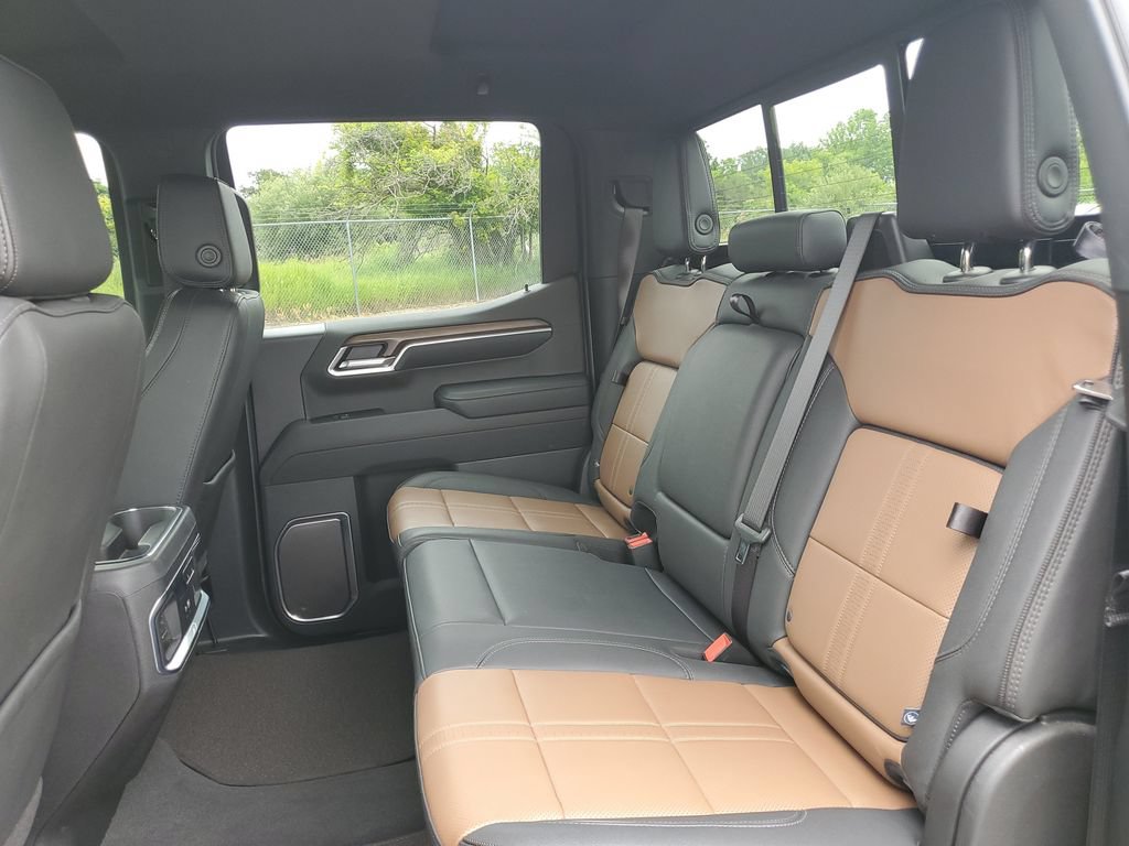 2025 Chevrolet Silverado 1500 High Country - Photo 32