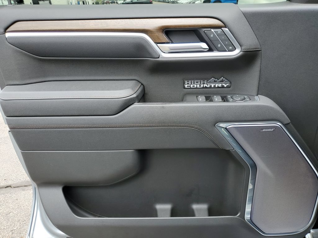 2025 Chevrolet Silverado 1500 High Country - Photo 25
