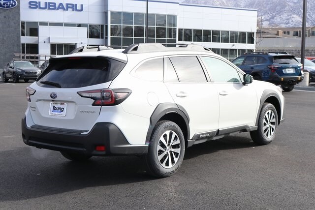2025 Subaru Outback Premium photo 2