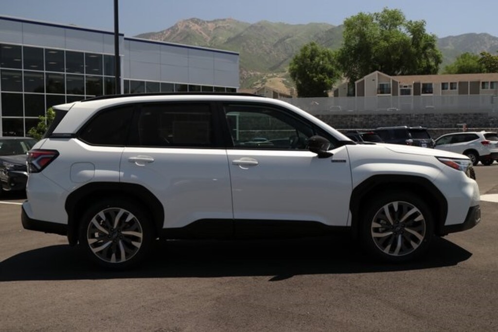 New 2025 Subaru Forester Touring Hybrid SUV