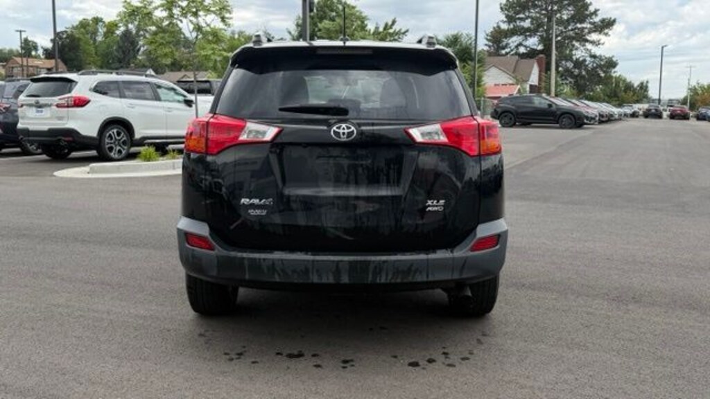 Used 2014 Toyota RAV4 4WD XLE SUV