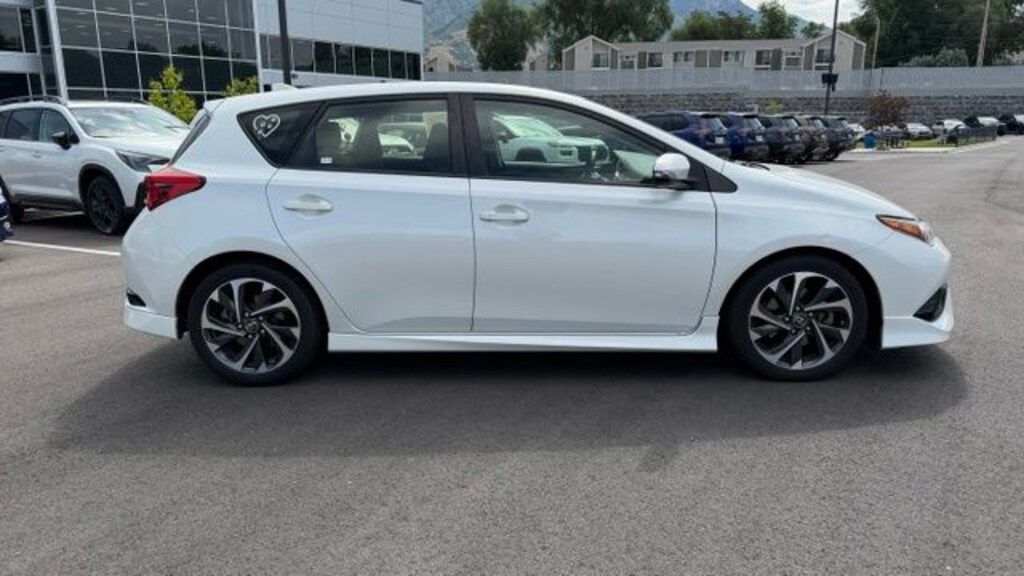 Used 2018 Toyota Corolla iM Base Hatchback