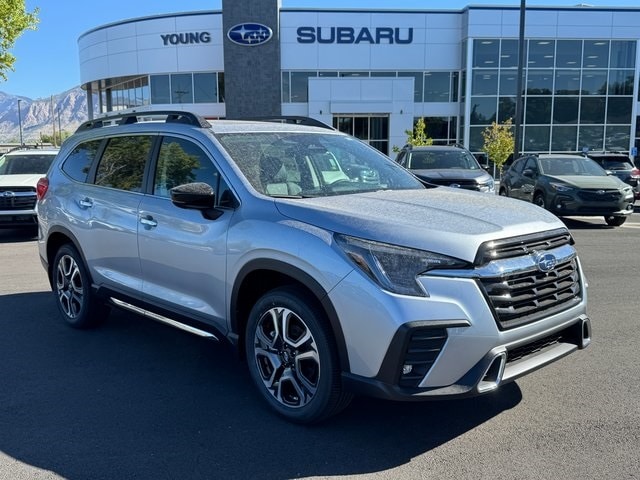 2025 Subaru Ascent Touring's photo