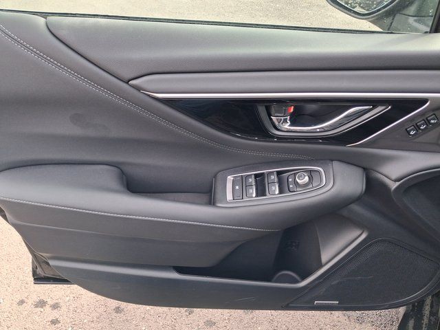 2025 Subaru Outback Limited - Photo 19