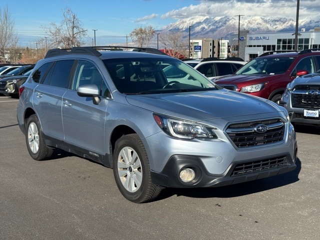 2019 Subaru Outback Premium's photo