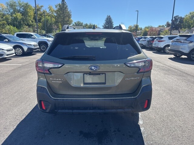 2021 Subaru Outback Premium photo 3
