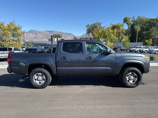 2021 Toyota Tacoma SR V6 photo 3
